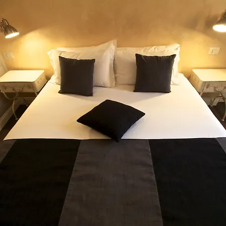 Spagna Secret Rooms