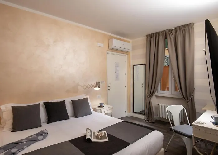 Konukevi Spagna Secret 4*